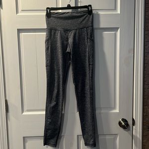 135. Champion Leggings Size Small